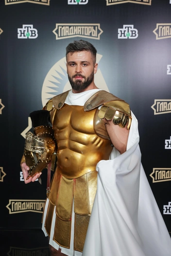 Максим Трубицын (Тайфун), кандидат в мастера спорта по самбо: «Из моих близких почти никто не знает, что я принимаю участие в шоу. Например, моя мама не в курсе, она очень сентиментальная, не хочу, чтобы она сильно переживала за меня» | Источник: НТВ