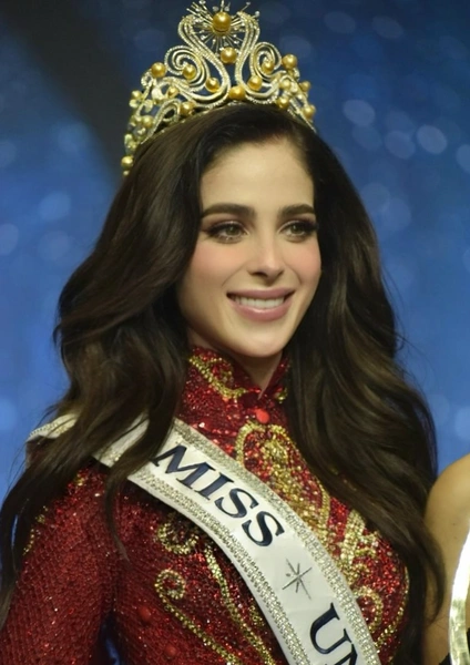 Фатима Бош | www.starhit.ru