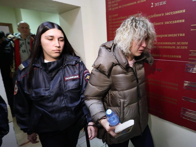 Наталия Володина не смогла скрыть своих чувств | Источник: Алексей Волхонский / V1.RU