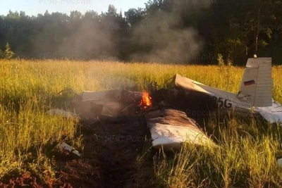 Два человека погибли при крушении легкомоторного самолета в Московской области