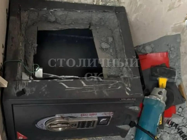 Преступник похитил из сейфа несколько тысяч долларов и инвестиционные монеты из драгоценных металлов | Источник: столичный СК / T.me