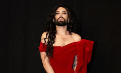 Кончита Вурст в платье и с бородой вернулась на Евровидение