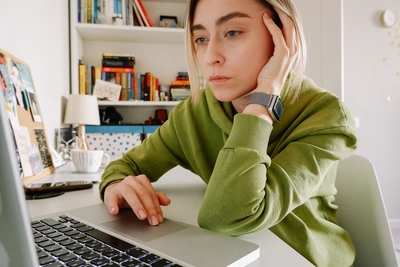 Пинг от бывшего: распознавание и реакция