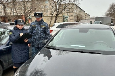 Два должника в Хакасии выплатили алименты под угрозой уголовного дела