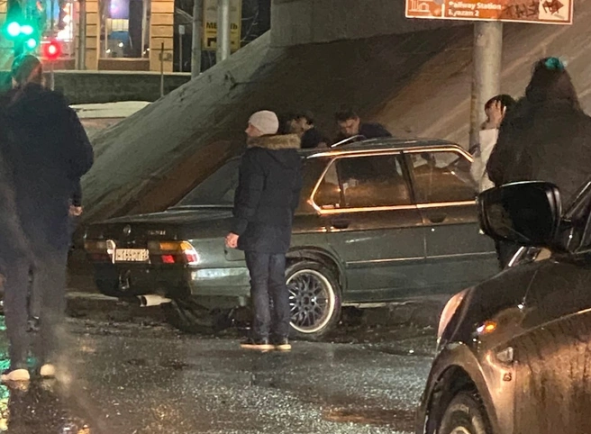 В полиции прокомментировали ДТП, произошедшее под путепроводом у Рязани-2 | ya62.ru