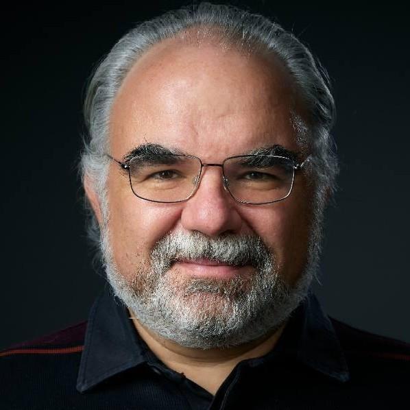 <p>Алексей Лукацкий</p>