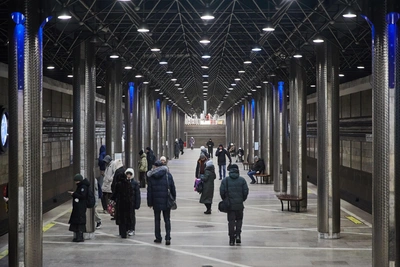 Входные двери не заменят: работы на станциях метро Новосибирска