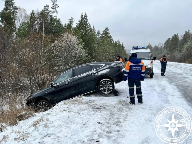 Ситуация на дороге жуткая | Источник: Кирилл Первов / Telegram