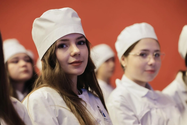 Студенты с первого курса погружаются в симуляционные практики и изучают современные технологии | Источник: Иван Макеев
