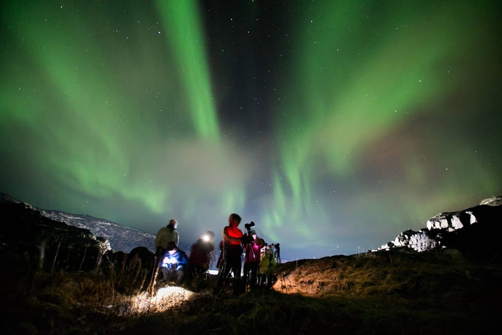 В погоне за северным сиянием: топ-5 мест в России, где можно наблюдать огни Авроры