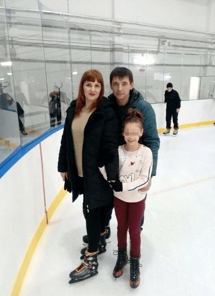Пока дочь в больнице: близкие хоронят Наталью и Алексея Кулик, погибших в теракте на Крымском мосту
