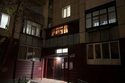 Стрельбу во дворе Тюмени засняли камеры