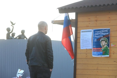 Funeral Director, Ex-Convict in Urals Accused of SMO Recruitment Scam