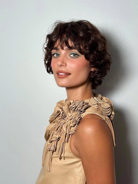 Источник: @taylor_hill