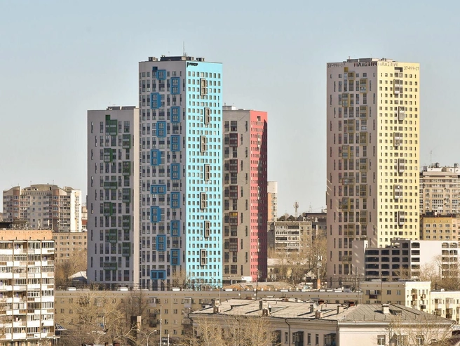Стоимость квадратного метра в новостройках превысила 169 тысяч рублей | Источник: Артём Устюжанин / E1.RU
