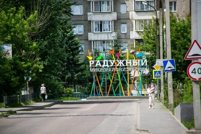 Slabs sink under balconies after Irkutsk foundation collapse