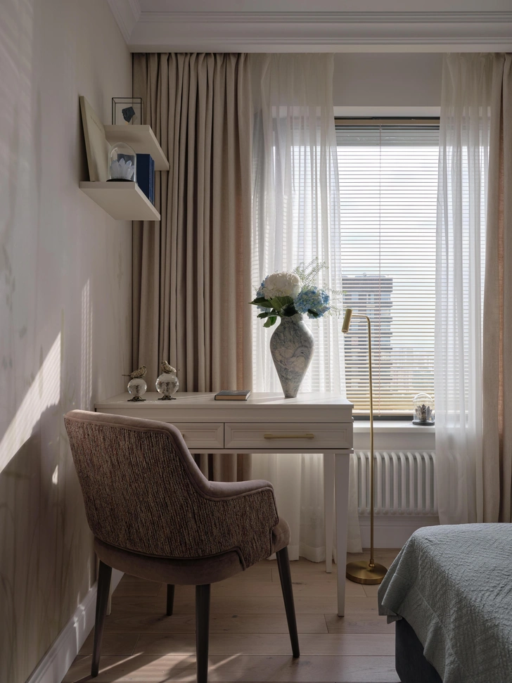 Квартира 41 м² в Москве для астролога и журналиста