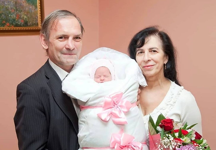 Муж в больнице с ковидом, наследство не досталось: как сейчас живет москвичка, родившая в 60 лет