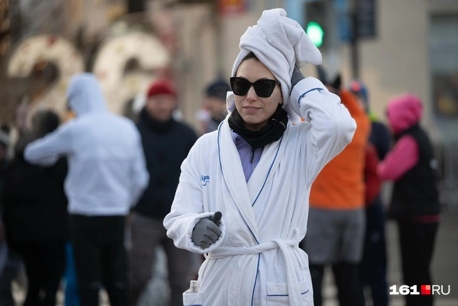 Бегуны нарядились во всевозможные костюмы | Источник: Евгений Вдовин / 161.RU