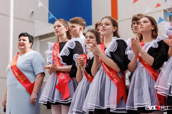 Даже через фото ощущается эта смесь радости и печали одновременно | Источник: Алексей Волхонский / V1.RU
