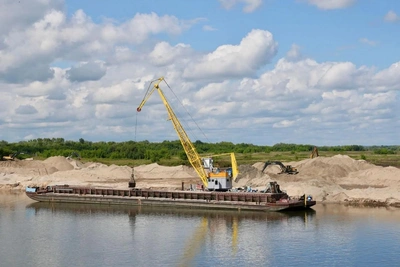 Строительство моста через Оку выполнено на четверть
