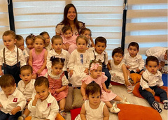 26-летняя россиянка Кристина Озтюрк растит 22 детей, пока ее богатый муж сидит в тюрьме
