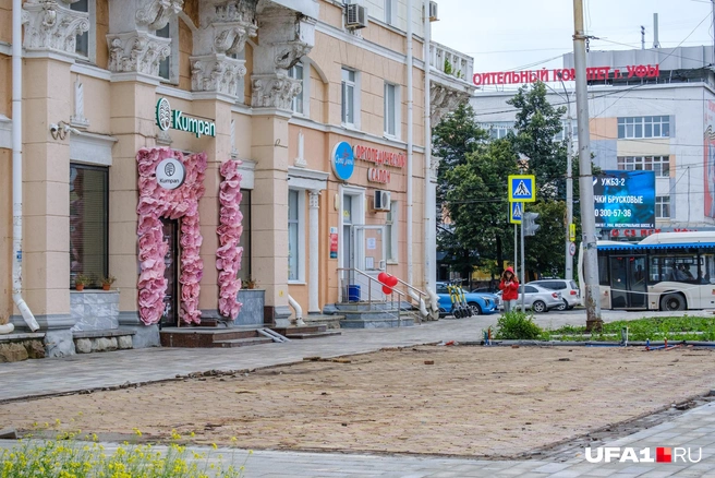Беседки больше нет, только коммуникации остались | Источник: Булат Салихов / UFA1.RU