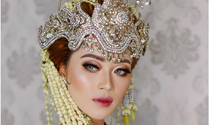 как выглядит невеста в Индонезии 