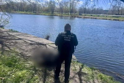 На берегу озера в Балакове обнаружен труп мужчины