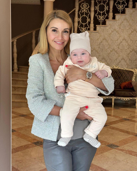 Ольга Орлова смирилась с тем, что про ее дочь пишут небылицы: «Мне обидно, но на секундочку»