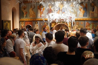 Рождество в Москве: как прошли праздничные богослужения