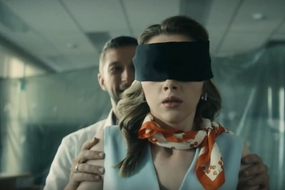 Актеры сериала «Когда горит огонь»: смелая героиня и деревенский парень