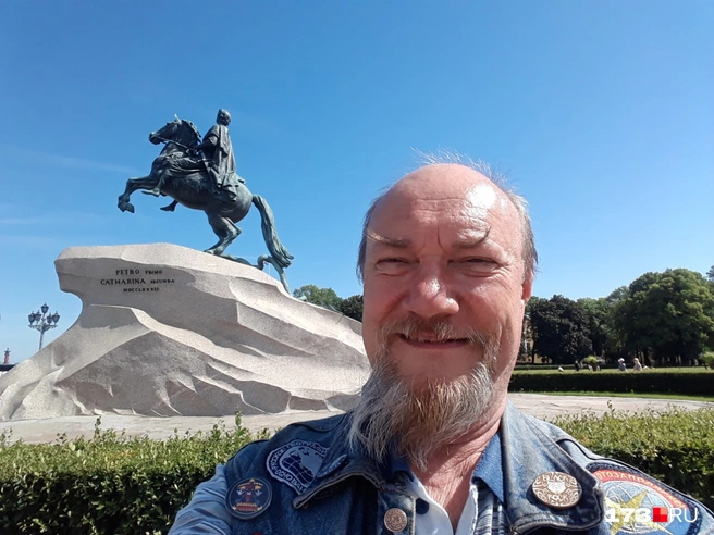 В Санкт-Петербурге | Источник: Сергей Рулёв