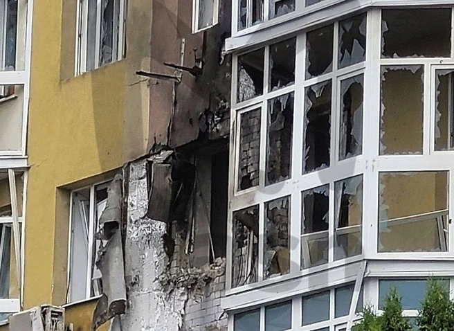 После падения беспилотника в Воронеже ранены два человека | ya62.ru