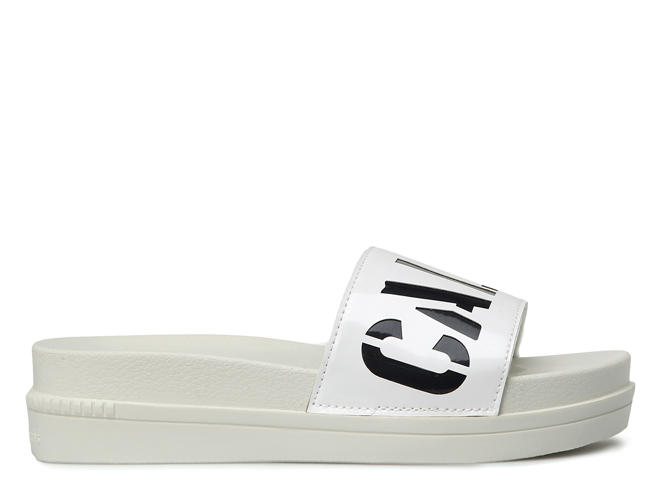 Calvin Klein (здесь и далее: rendez-vous.ru)