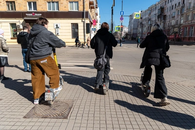 Самокаты запретят в центре Красноярска до конца апреля