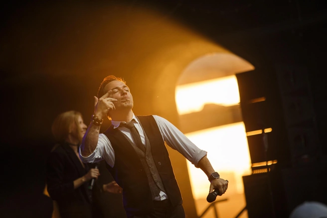 Родион Газманов рассказал, как относится к сравнениям с отцом | Источник: Андрей Бортко