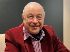 Цвет лица стал розовым, потерял много крови: подробности состояния Евгения Петросяна