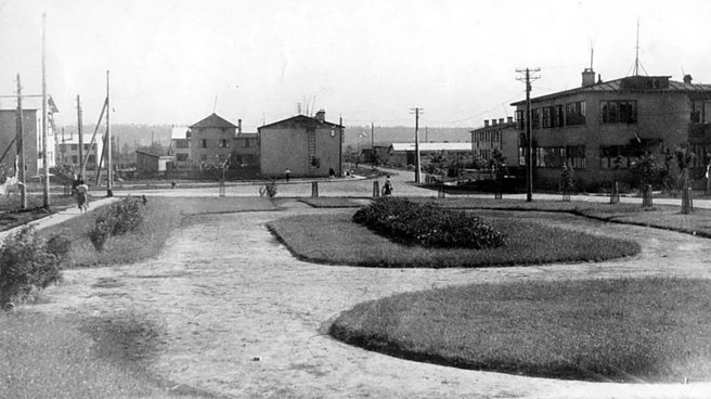 Источник: «Американский посёлок. American village. (Gorky)» / pastvu.com