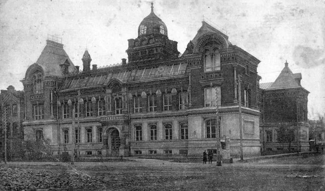 Художественное училище было основано 9 сентября 1895 года | Источник: pastvu.com