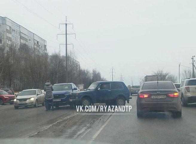В Канищеве столкнулись «Нива» и Haval | ya62.ru