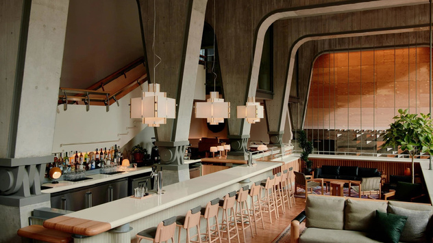 Отель Ace в Торонто с подвесным вестибюлем от Shim-Sutcliffe Architects