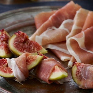 Хамон и вино: 6 гурманских диет, которые вам понравятся