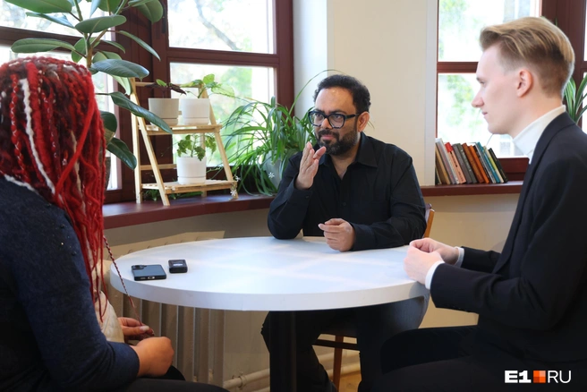 Маниш Гулати пожалел, что на прогулки по российским городам у него было так мало времени | Источник: Владислав Лоншаков / E1.RU