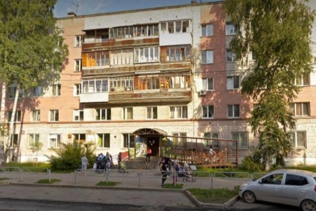 В поликлинике врачи не давали льготные рецепты детям до трех и детям до шести лет из многодетных семей | Источник: «Яндекс.Панорамы»