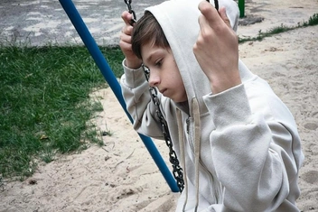 «Мне 12 лет, и я уже слишком быстро привязываюсь к людям. Даже не замечаю, как это происходит!»