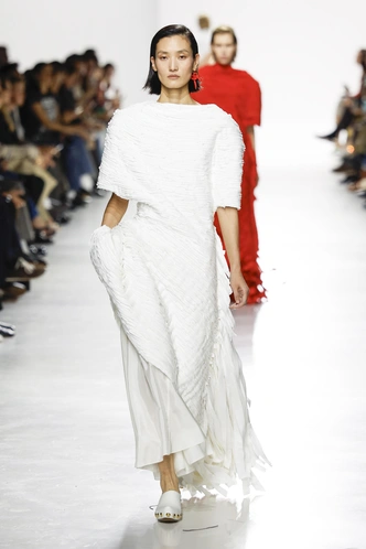 свадьба 2026 тренды, свадебные тренды 2026, свадебные платья 2026, свадебные платья 2026 тренды, платье на свадьбу, свадебное платье, свадебные тренды, невеста 2026 | Источник: IK ALDAMA/IK ALDAMA