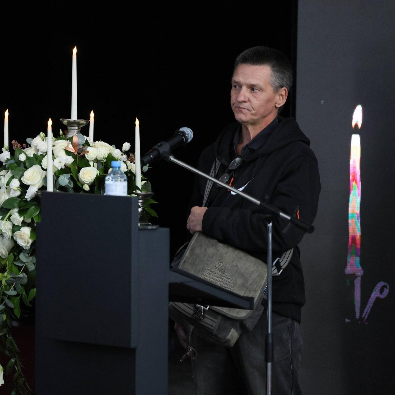 <p>Одноклассник Сергея Соседова</p>