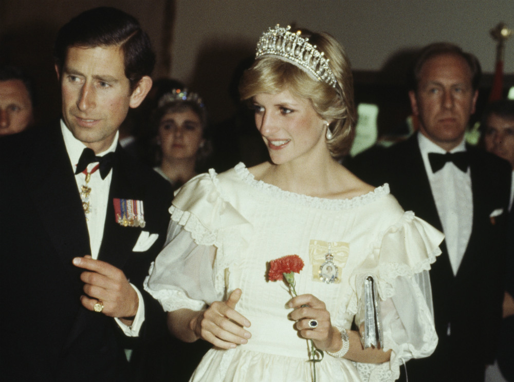 «Чарльз не будет королем»: неизвестное предсказание принцессы Дианы | marieclaire.ru