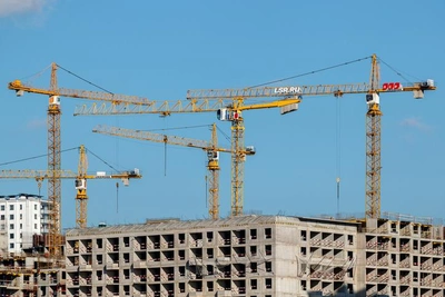 Как рынок новостроек адаптируется к дорогим деньгам и осторожному спросу